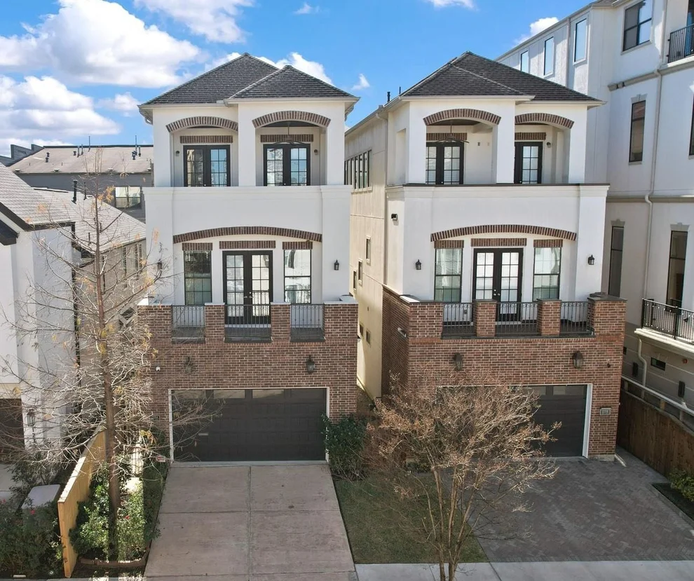 Unit for sale at 1235 W Bell Street, Houston, TX 77019