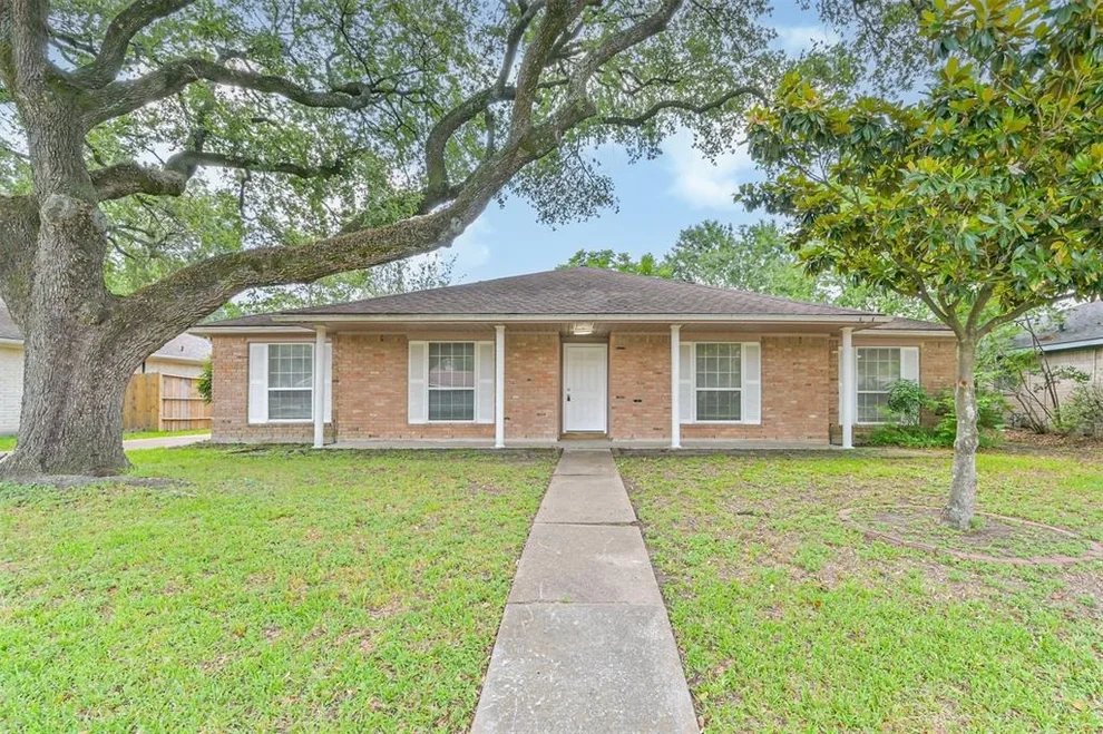 Unit for sale at 5423 Long Creek Lane, Houston, TX 77088