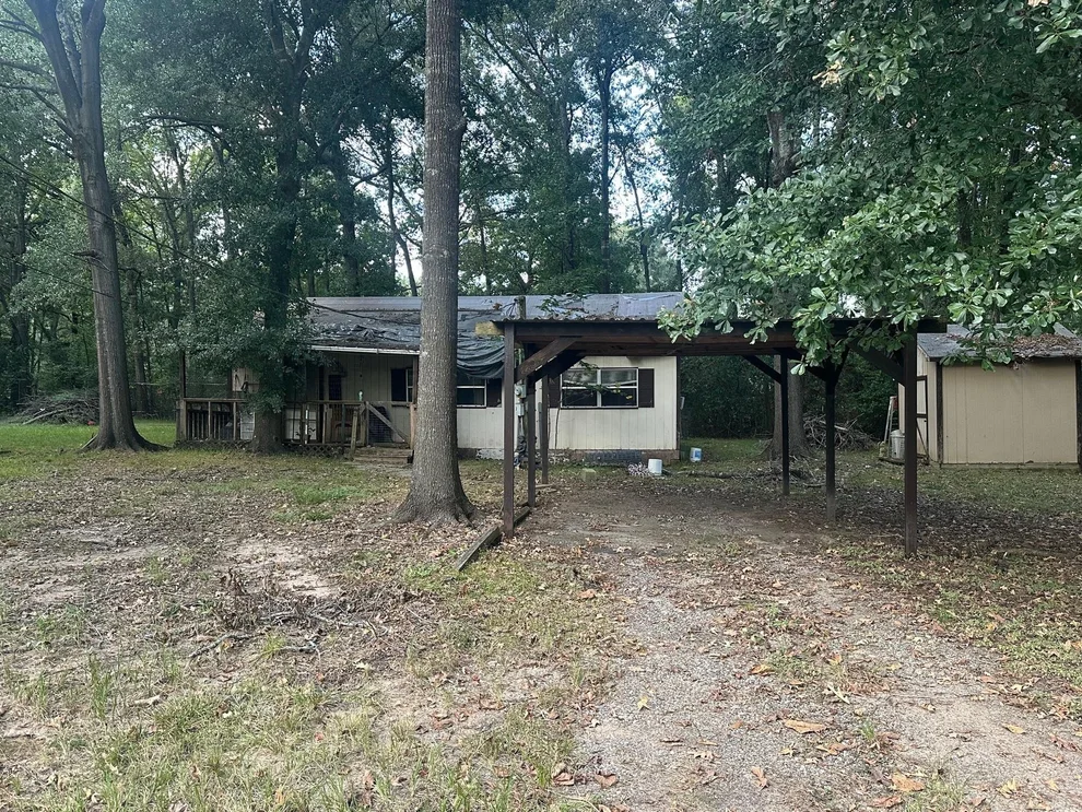 Unit for sale at 33 Mockingbird Road, New Waverly, TX 77358