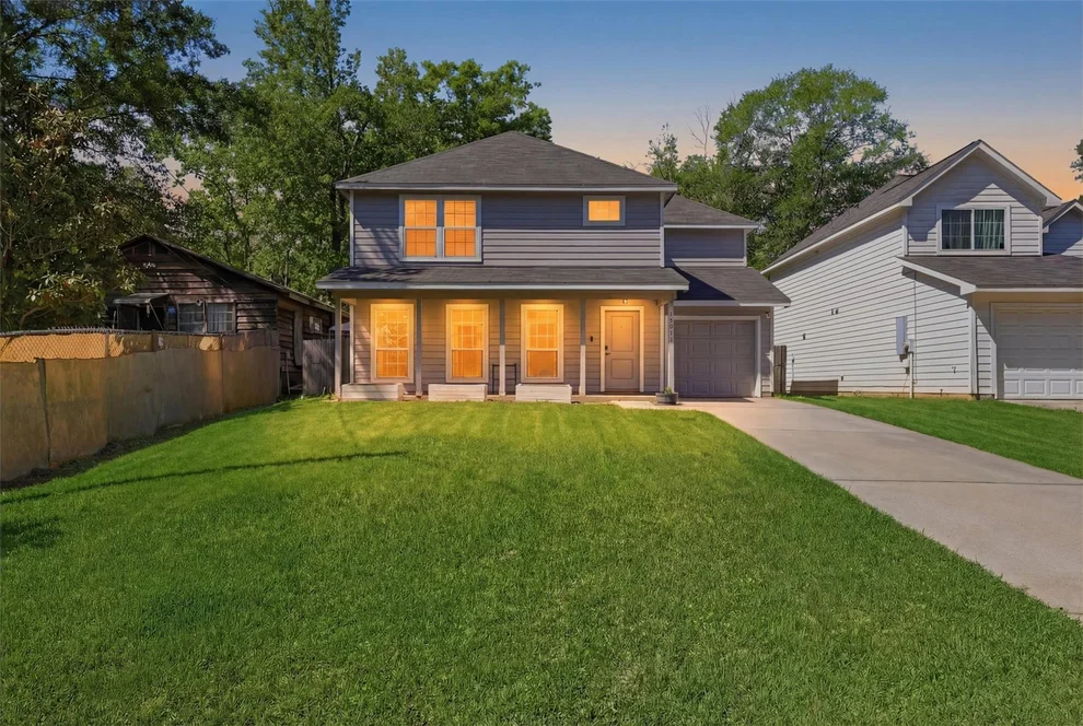 Unit for sale at 15011 Crockett Road, Willis, TX 77378