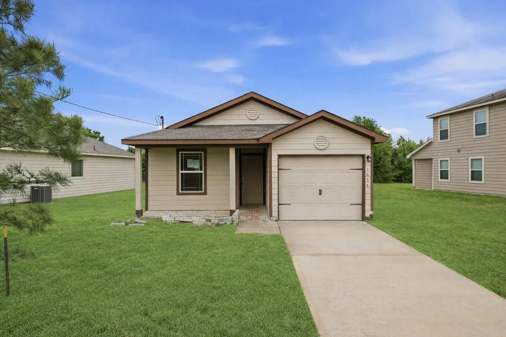 Unit for sale at 1634 Road 5102, Cleveland, TX 77327