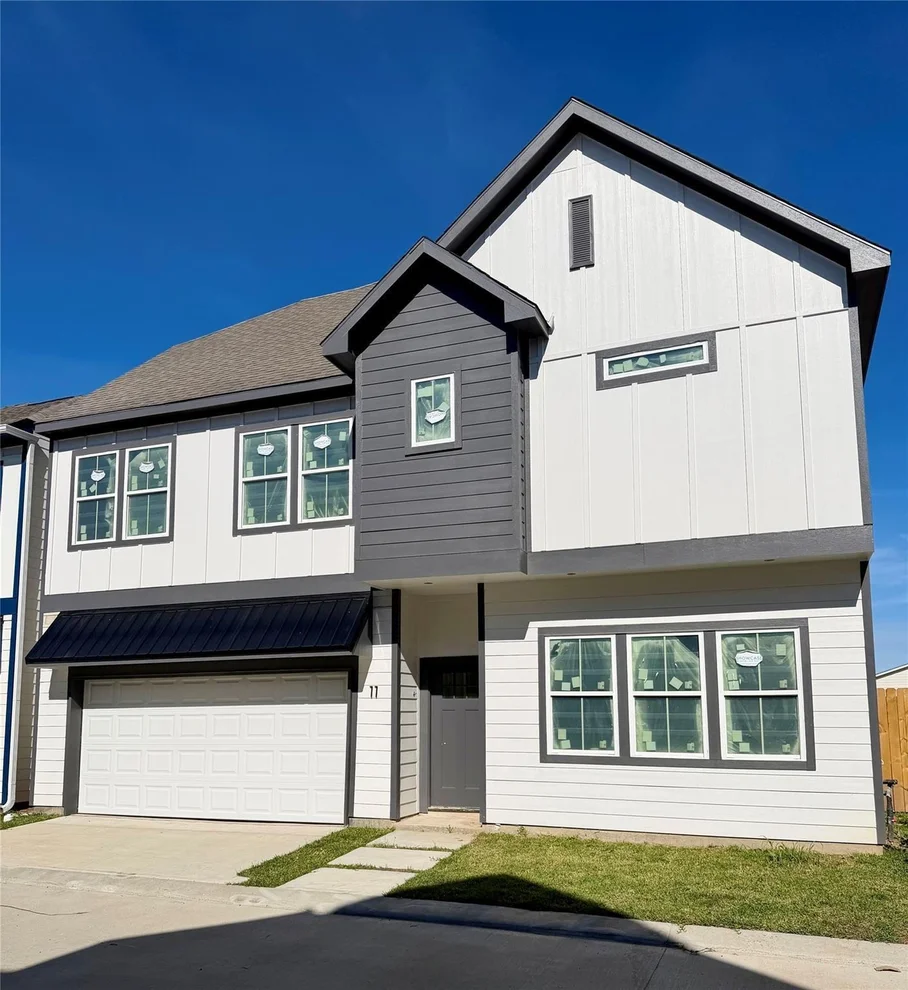 Unit for sale at 6702 Metro Boulevard, Houston, TX 77083