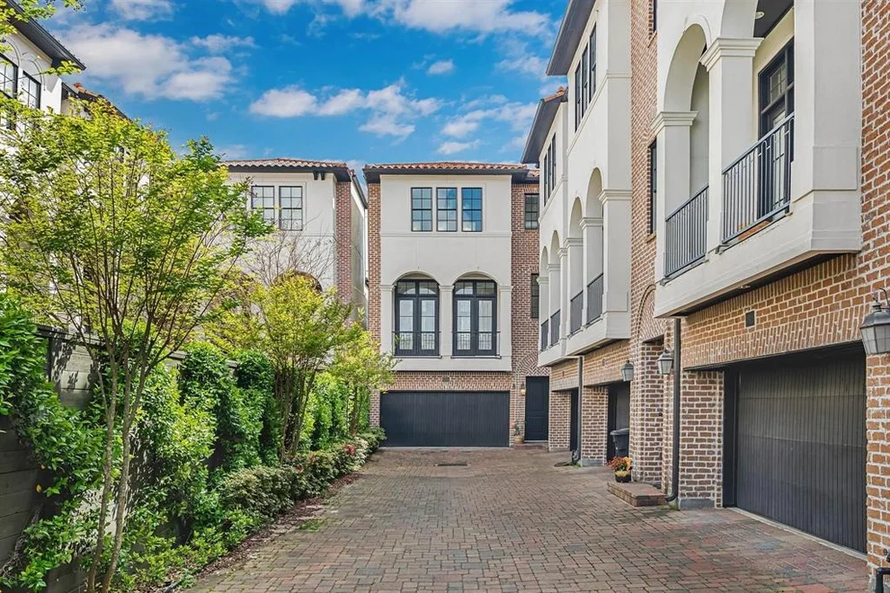 Unit for sale at 3917 Gramercy Street, Houston, TX 77025