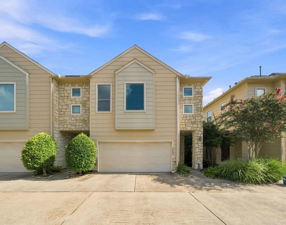 Unit for sale at 3808 Center Plaza Drive, Houston, TX 77007