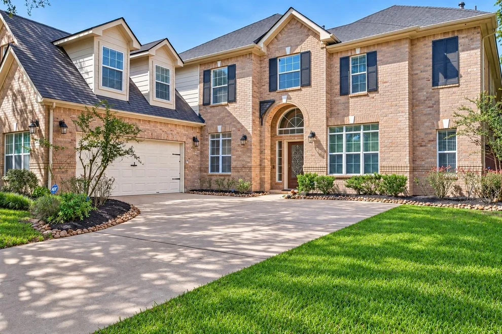 Unit for sale at 13611 Cottage Arbor Court, Sugar Land, TX 77498