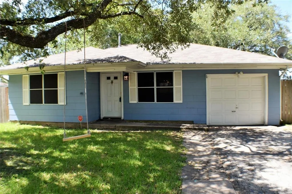 Unit for sale at 13006 Lawrence Lane, Stafford, TX 77477