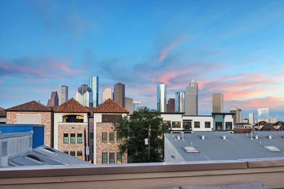 Unit for sale at 907 Rhode Place, Houston, TX 77019