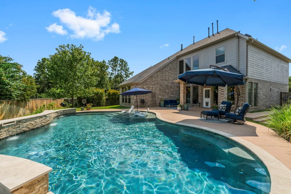 Unit for sale at 153 S Bearkat Court, Montgomery, TX 77316