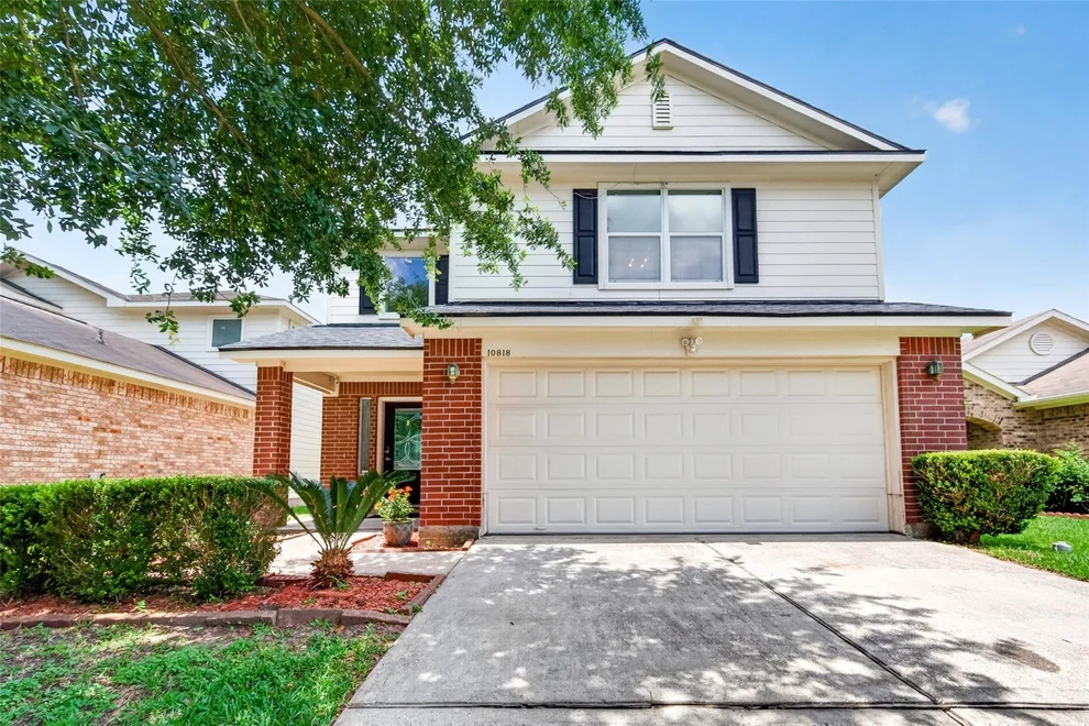 Unit for sale at 10818 Tallow Briar, Houston, TX 77075