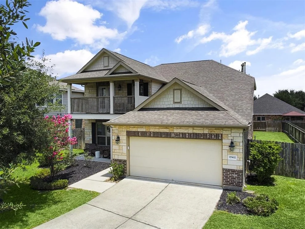 Unit for sale at 17902 Banbury Green Lane, Cypress, TX 77429