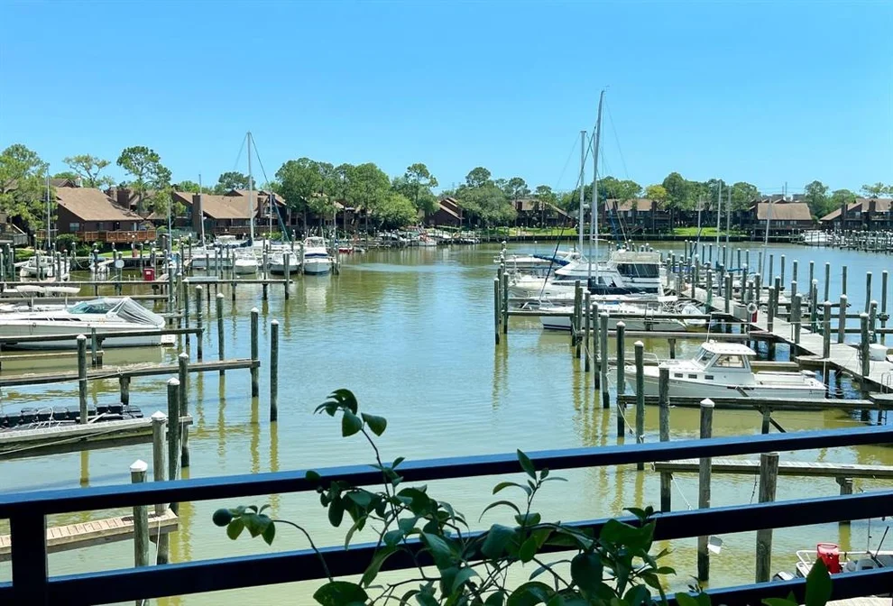 Unit for sale at 793 Davis, League City, TX 77573