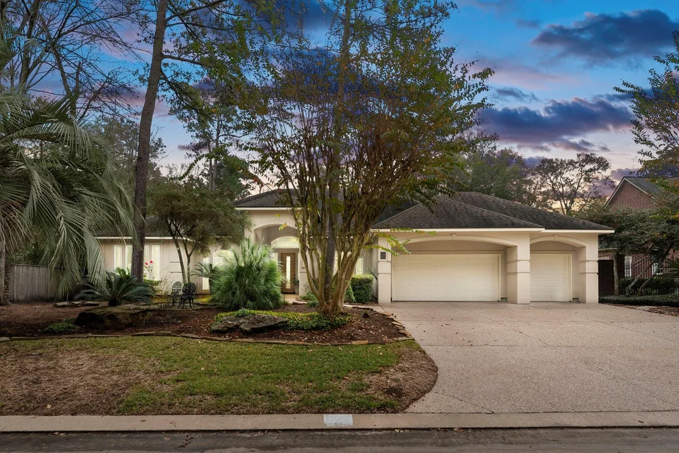 Unit for sale at 3 Stone Springs Circle, Spring, TX 77381