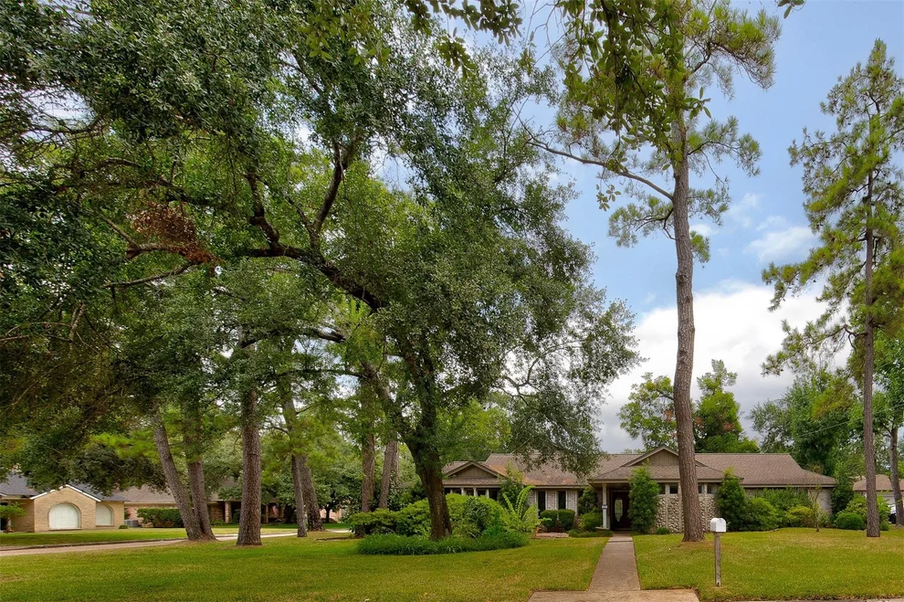Unit for sale at 1203 Burnwood Lane, Houston, TX 77073