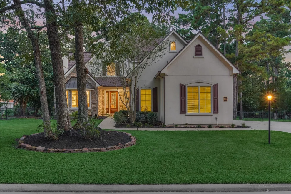 Unit for sale at 115 Wick Willow Drive, Montgomery, TX 77356