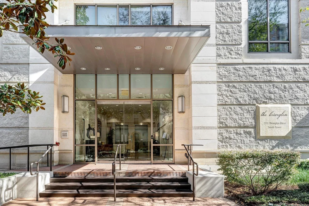 Unit for sale at 2211 Briarglen Drive, Houston, TX 77027