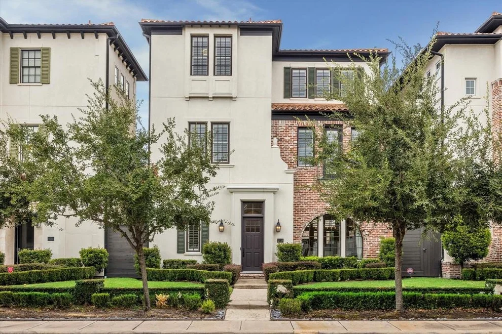 Unit for sale at 7514 Awty School Lane, Houston, TX 77055