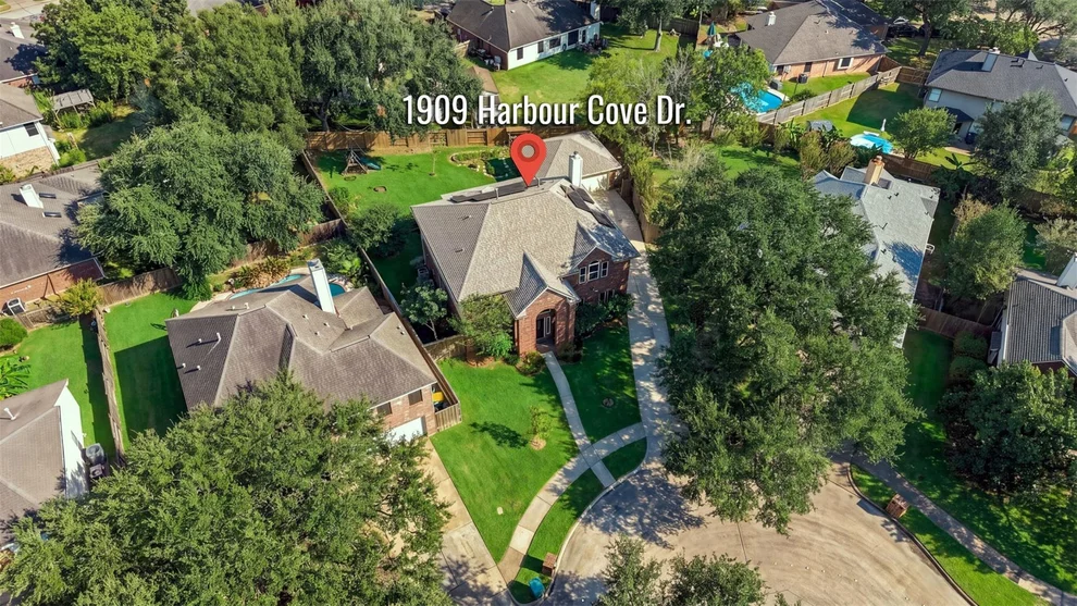Unit for sale at 1909 Harbour Cove Drive, Seabrook, TX 77586