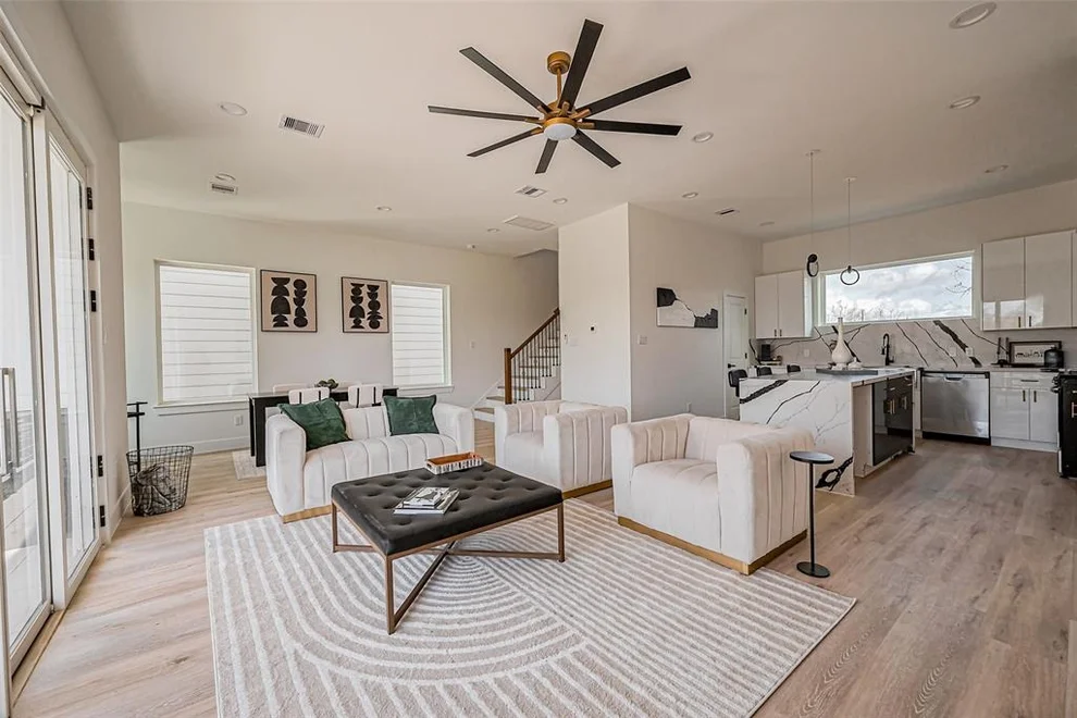 Unit for sale at 4211 Ward Street, Houston, TX 77021