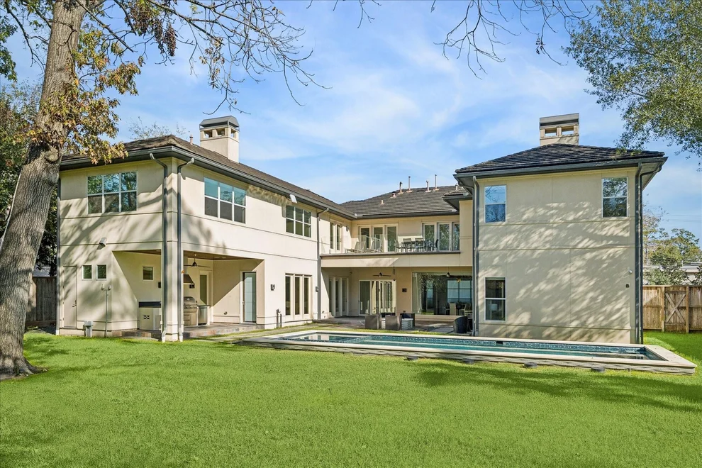 Unit for sale at 243 Piney Point Road, Houston, TX 77024