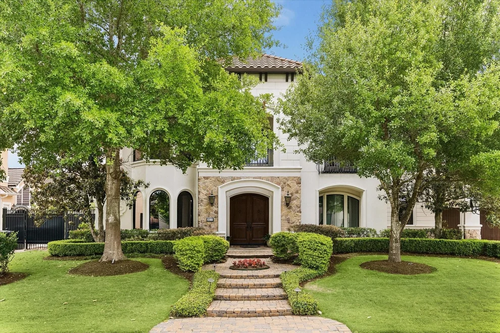Unit for sale at 3511 St Tropez Way, Houston, TX 77082