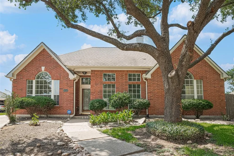Unit for sale at 9726 Parmer Court, Houston, TX 77064