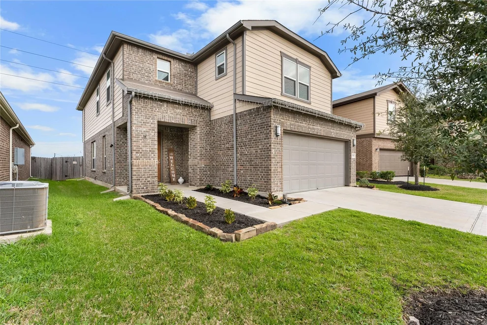 Unit for sale at 25310 Cheshire Knoll Street, Katy, TX 77493