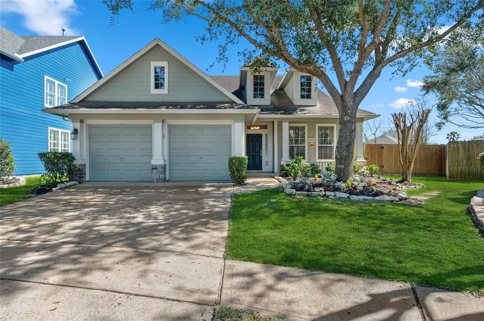 Unit for sale at 10234 Rosebud Lane, Missouri City, TX 77459