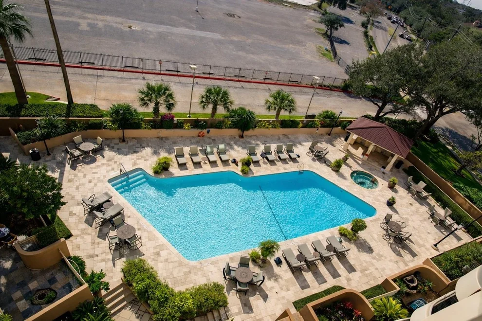Unit for sale at 3525 Sage Road, Houston, TX 77056