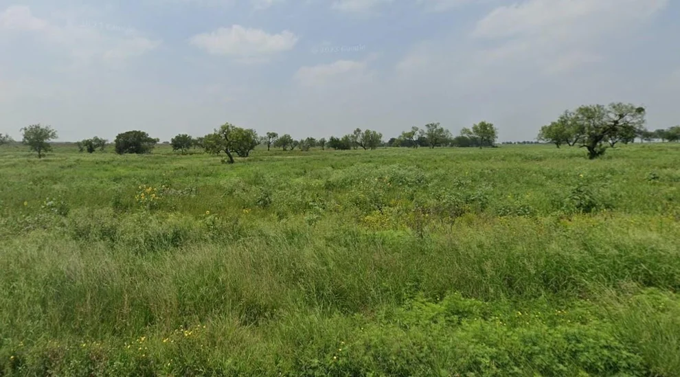 Unit for sale at 7081 County Rd 301, Sabinal, TX 78881