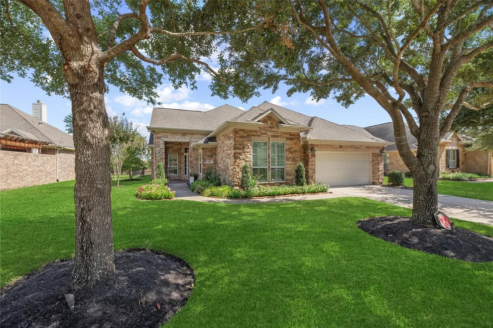 Unit for sale at 9218 E Canyon Lake Springs Drive, Cypress, TX 77433