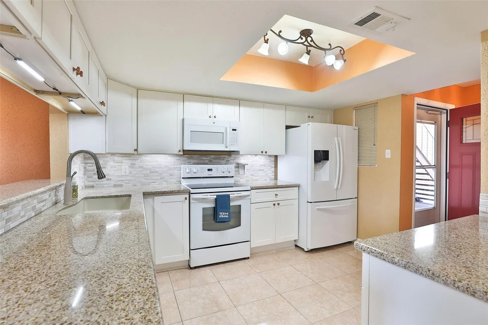 Unit for sale at 5005 Georgi Lane, Houston, TX 77092