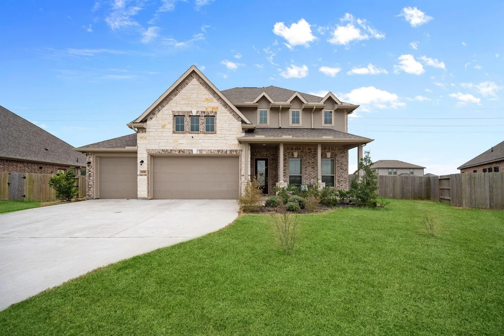 Unit for sale at 14910 Lake Shore Avenue, Mont Belvieu, TX 77523