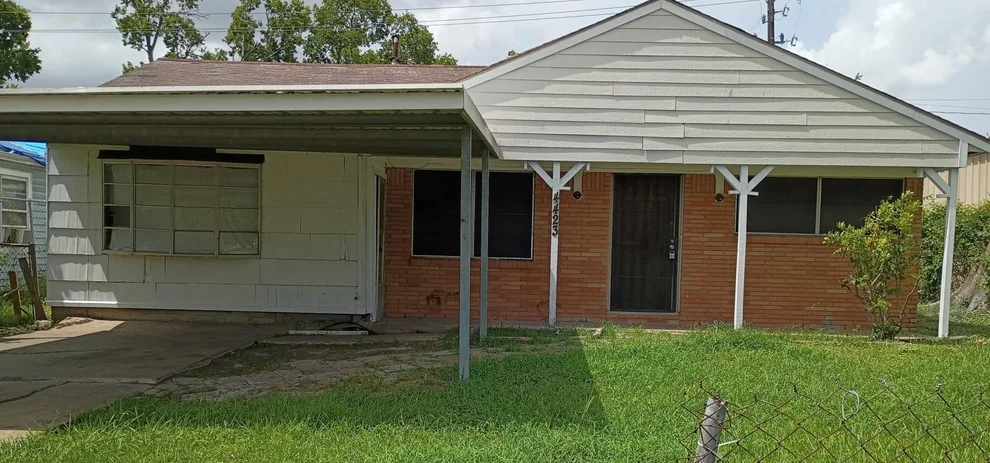 Unit for sale at 4423 Holloway Drive, Houston, TX 77047