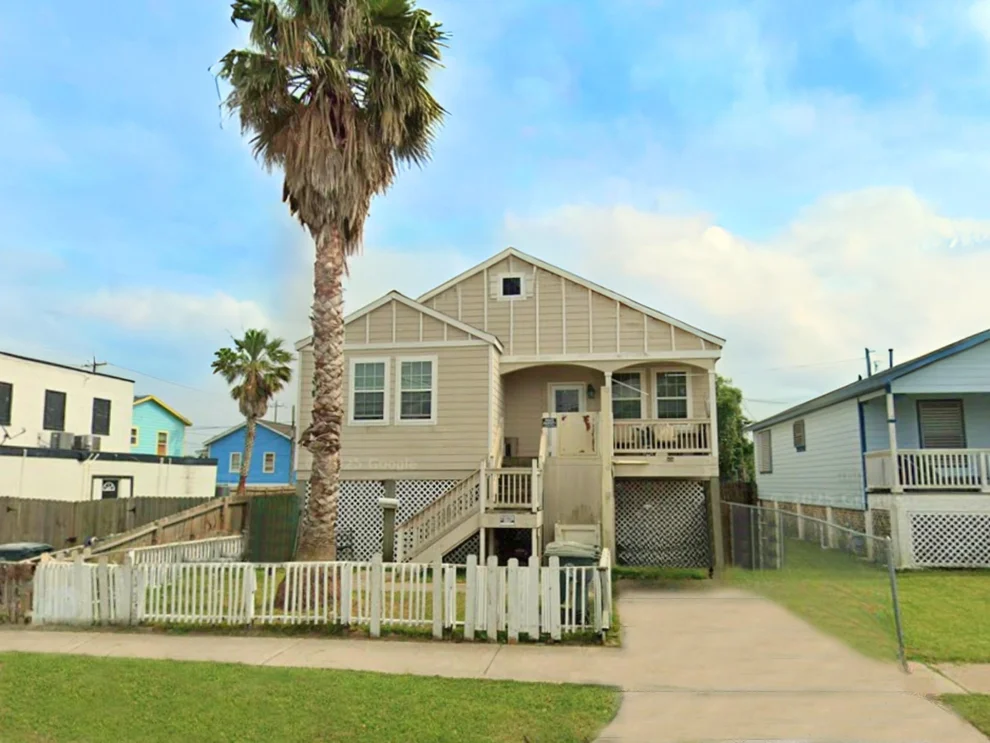 Unit for sale at 3711 Ball, Galveston, TX 77550