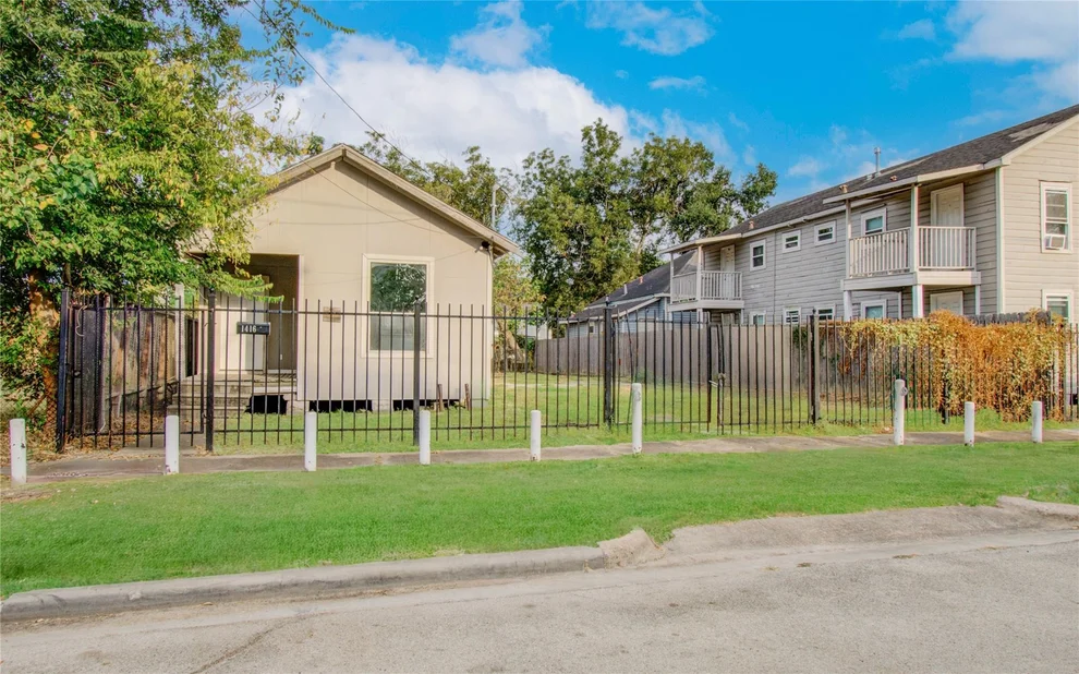 Unit for sale at 1416 Sydnor Street, Houston, TX 77020