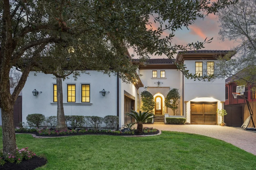 Unit for sale at 4613 Evergreen Street, Bellaire, TX 77401