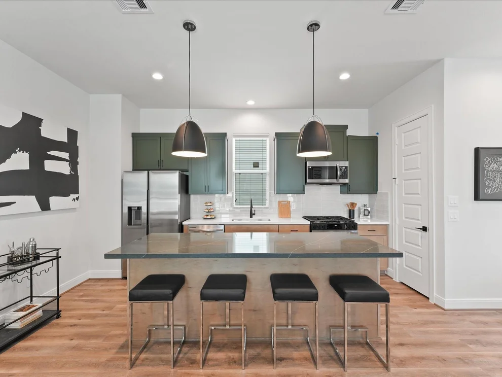 Unit for sale at 4830 Pinemont Drive, Houston, TX 77091