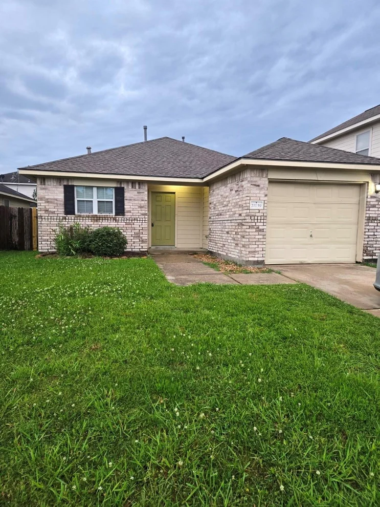 Unit for sale at 21139 Grandin Wood Court, Humble, TX 77338
