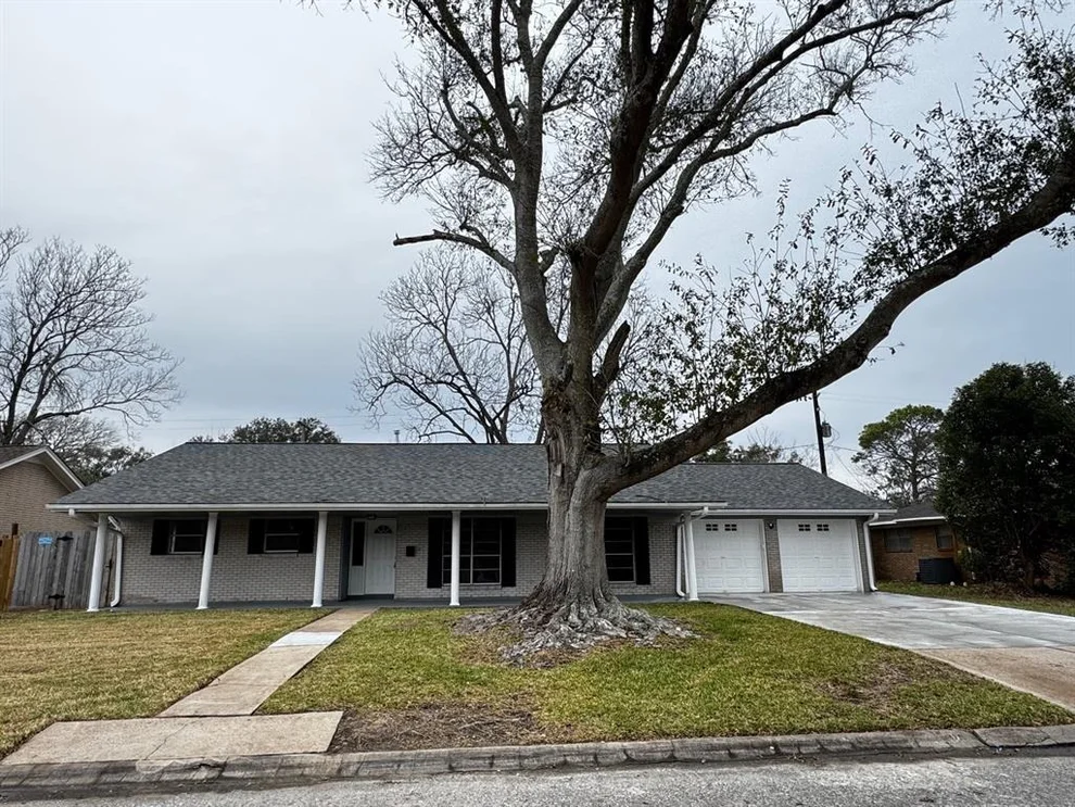Unit for sale at 2106 French Place, Baytown, TX 77520