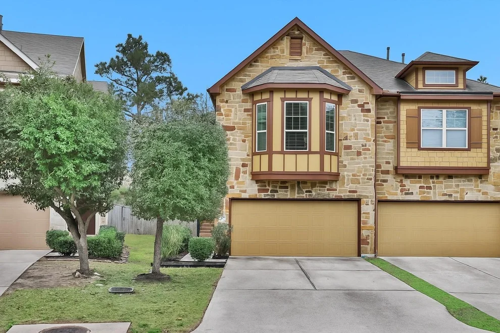 Unit for sale at 150 Cheswood Forest Drive, Montgomery, TX 77316