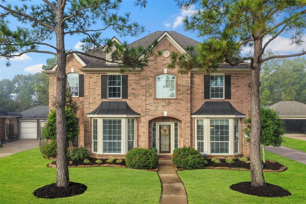 Unit for sale at 21319 Heartwood Oak Trail, Cypress, TX 77433