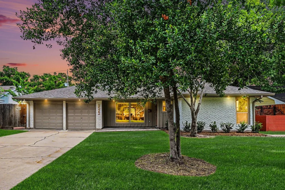 Unit for sale at 9522 Winsome Lane, Houston, TX 77063