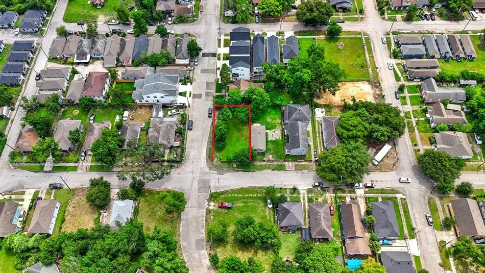 Unit for sale at 1418 Sydnor Street, Houston, TX 77020