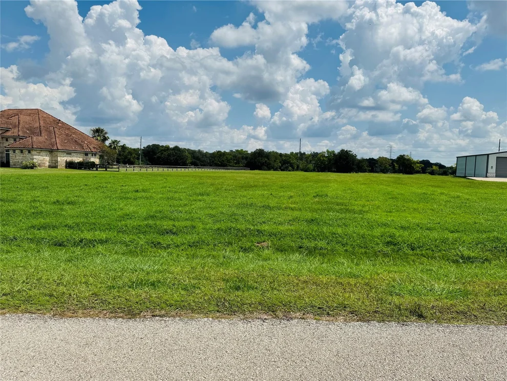 Unit for sale at 5911 Brazos Lakes Drive, Richmond, TX 77469