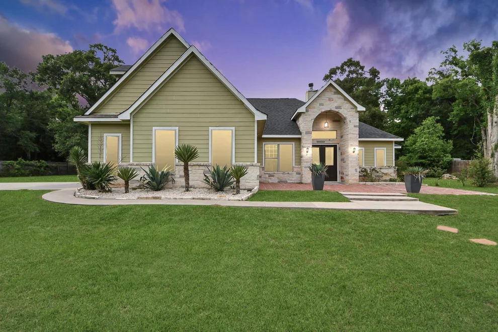 Unit for sale at 25761 Morgan Cemetery Road, Cleveland, TX 77328