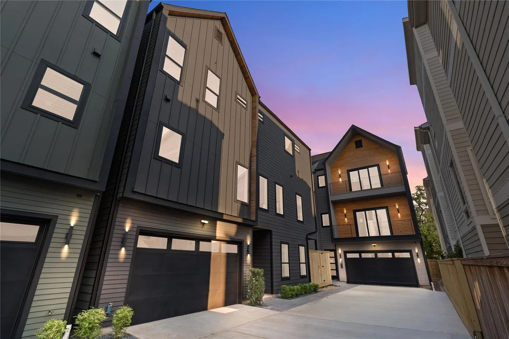 Unit for sale at 1030 W 24th Street, Houston, TX 77008