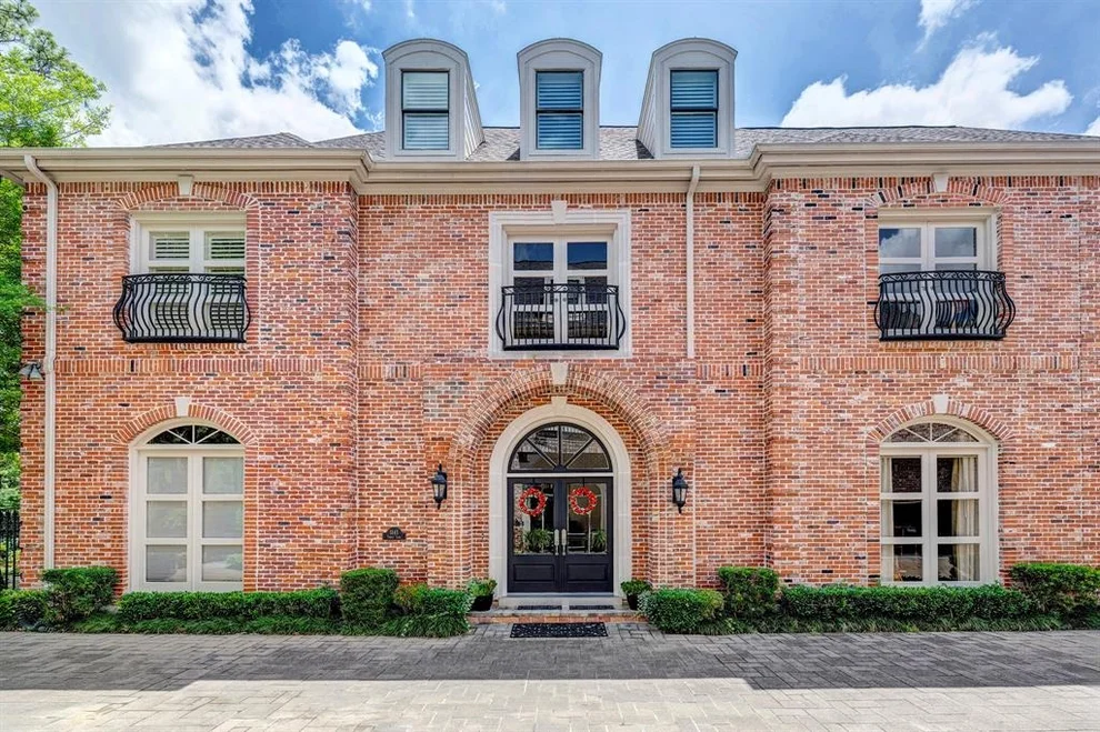 Unit for sale at 5145 Tangle Lane, Houston, TX 77056