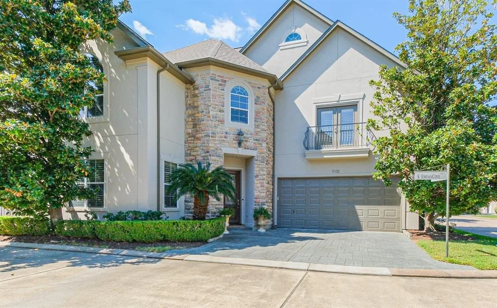 Unit for sale at 7611 E Jordan Cove, Houston, TX 77055