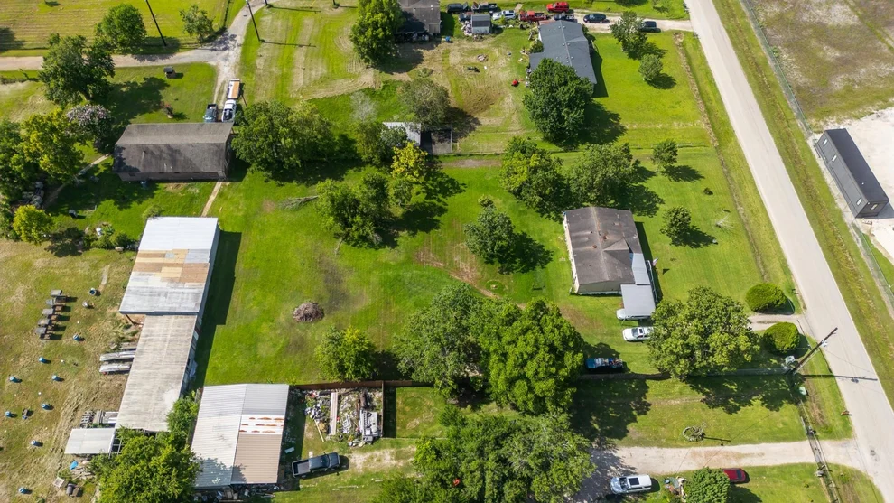 Unit for sale at 17520 Janacek Road, Crosby, TX 77532