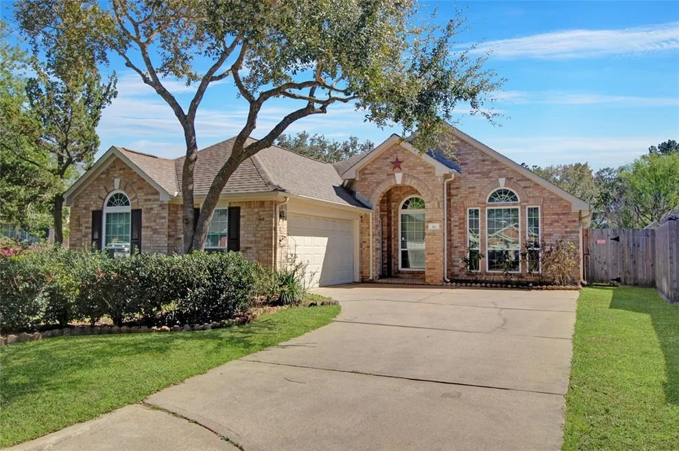 Unit for sale at 111 Locksley Trace Court, Houston, TX 77094